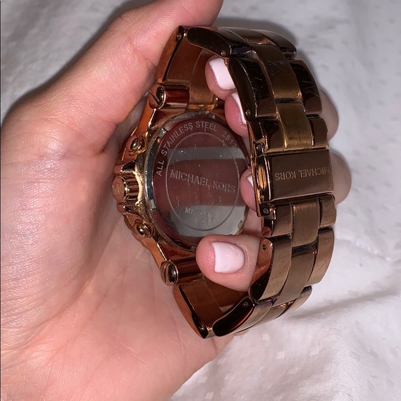 Michael Kors- RARE Limited Edition Rose Gold - Picture 5 of 8